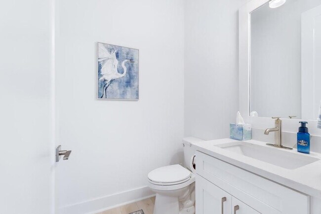 Building Photo - 154 Blue Eden Lp