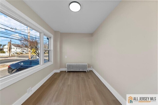 Building Photo - 1608 Brunswick Ave