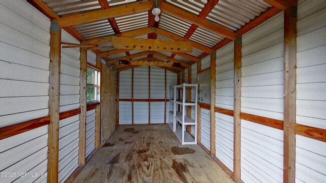 Building Photo - 165 Parkwood Dr W