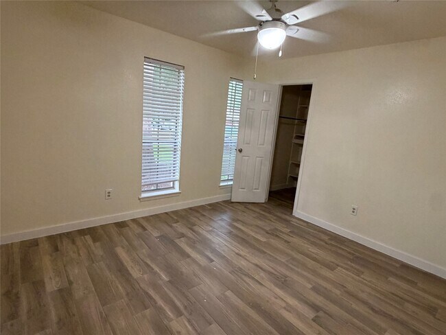 Building Photo - 16414 Paint Rock Rd