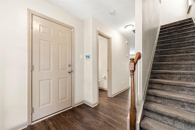 Building Photo - 435 Thistle Cove
