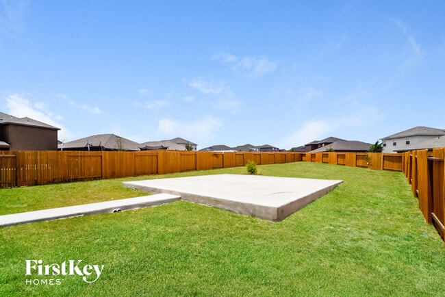 Building Photo - 6411 Thorpe Holw