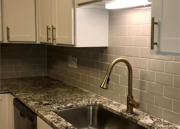 Building Photo - 8017 Greenside Ct