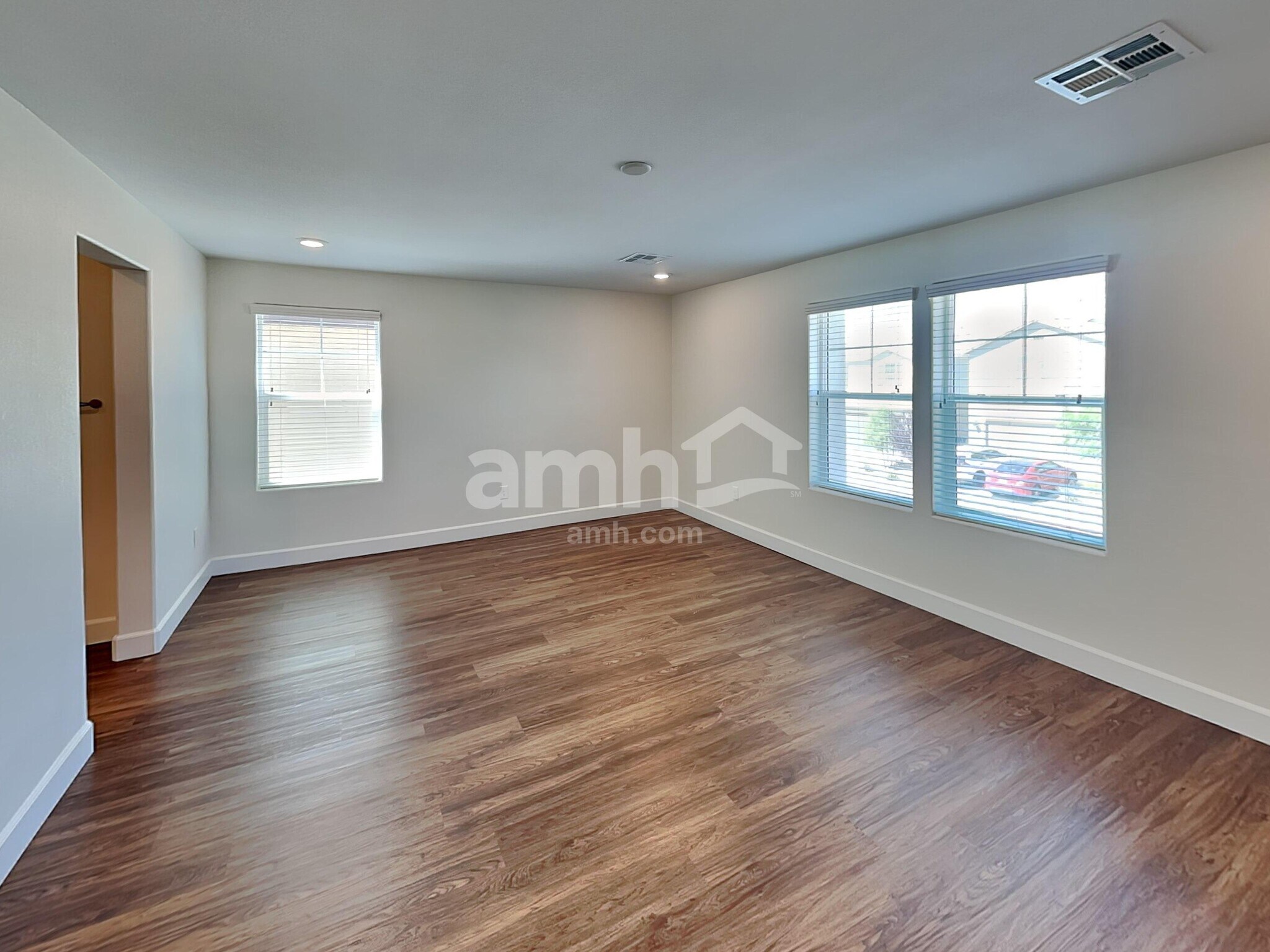 Building Photo - 8152 Inhibition Ct