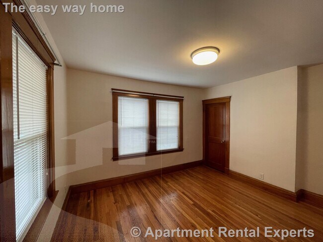 Building Photo - 3 Edgar Ct