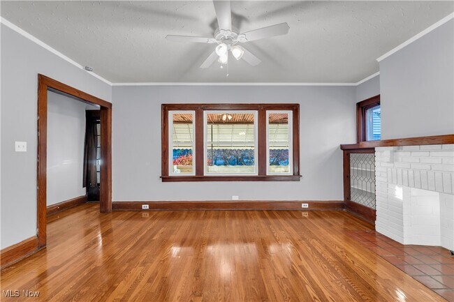 Building Photo - 2101 Elbur Ave