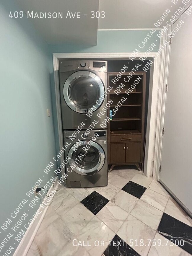 Building Photo - 409 Madison Ave