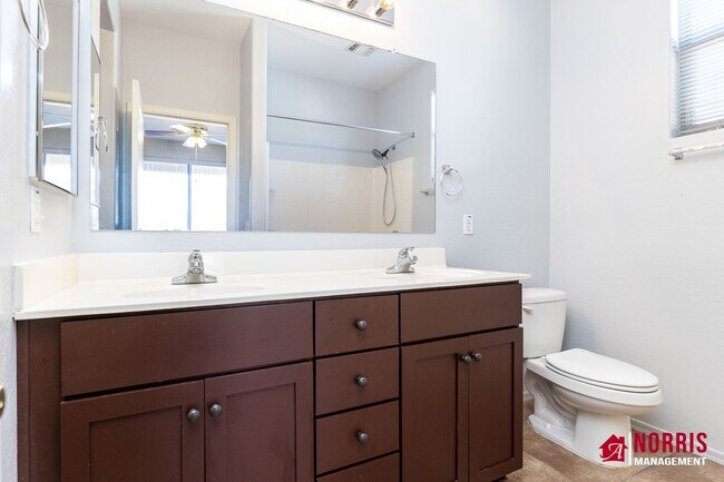 Building Photo - Beautiful Home for Rent in Monterra Village