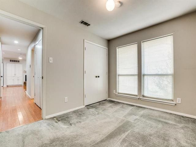 Building Photo - 3042 Airhaven St