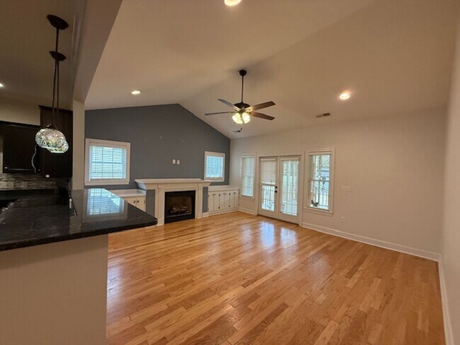 Building Photo - Welcome to Southwest Plantation