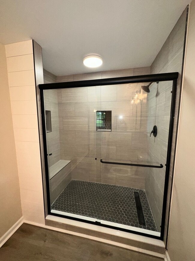 Building Photo - New Brockton, AL!