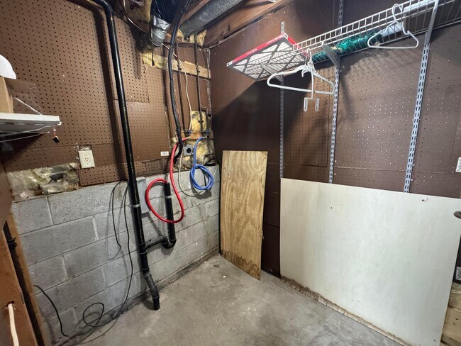 Building Photo - 3124 Creighton Pl