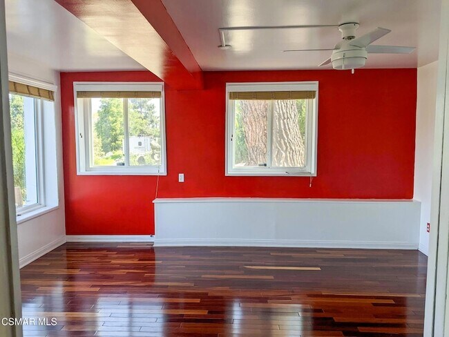 Building Photo - 8625 Delmonico Ave