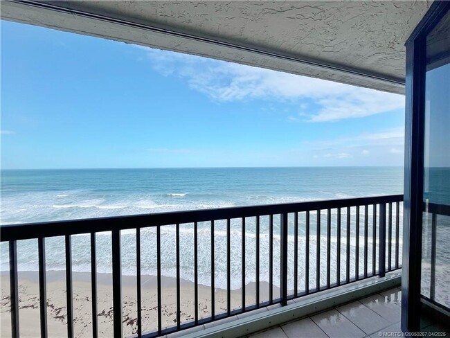 Building Photo - 9500 S Ocean Dr