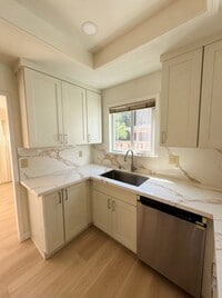 Building Photo - 1415 Almanor Ct