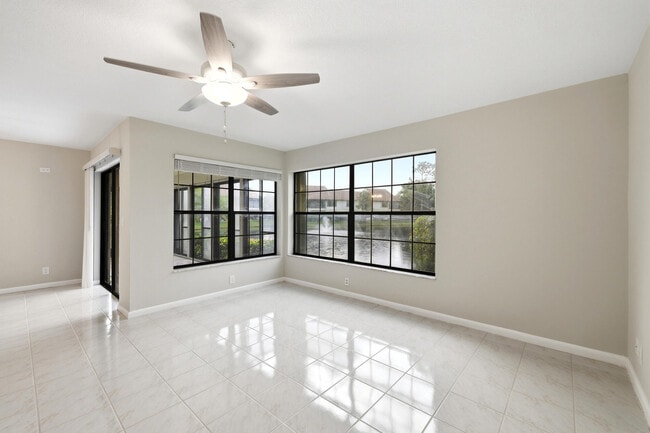 Building Photo - 3357 Jog Park Dr