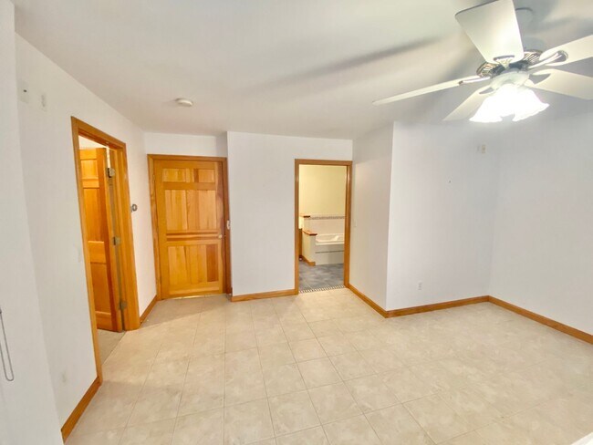Building Photo - 1266 Old Creamery Rd