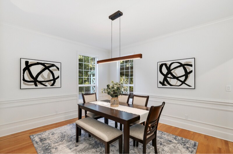 Building Photo - 2541 Lynnwood Ave NE