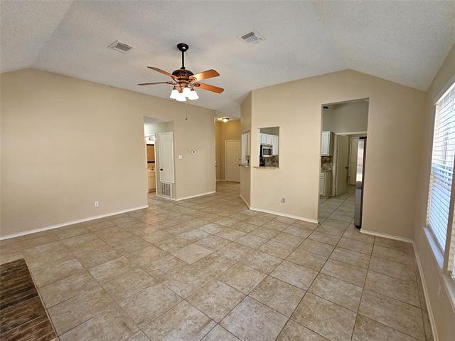 Building Photo - 2705 Francisco Dr