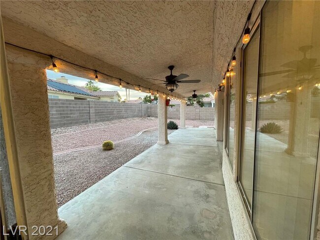 Building Photo - 4817 Crimson Glory Ln