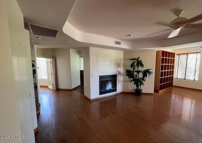 Building Photo - 5829 E Agave Pl