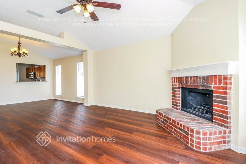 Building Photo - 1044 Waterview Dr