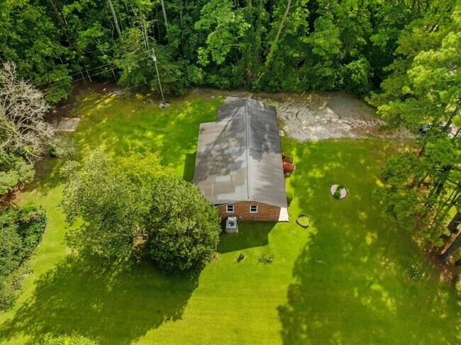 Building Photo - Welcome to Rocky Run Road!