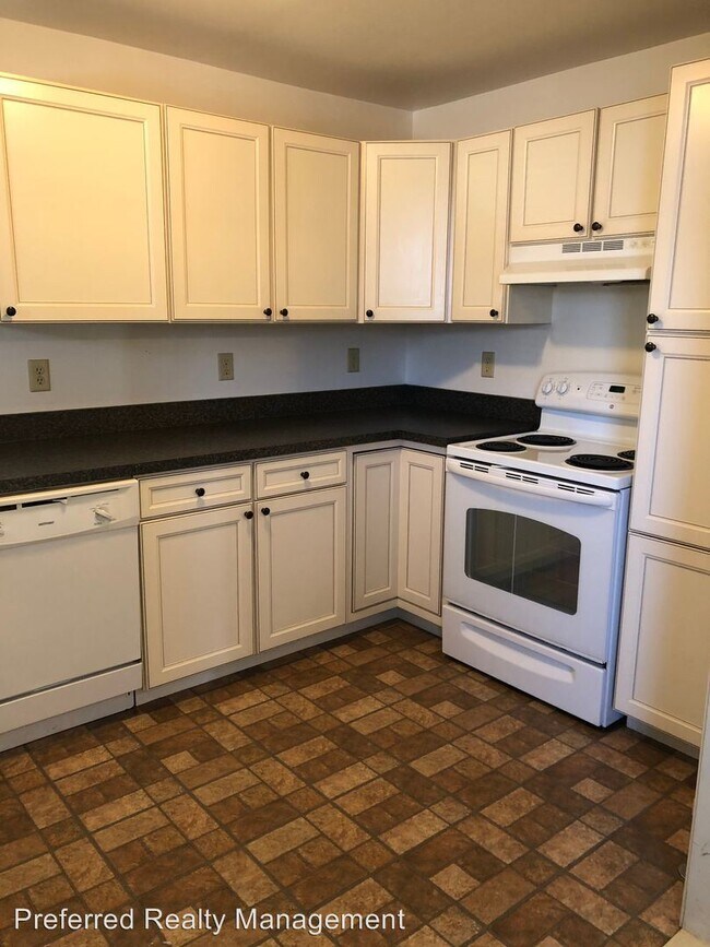 Building Photo - 11-13 Mill St