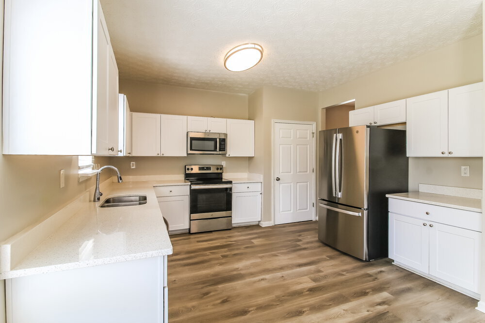 Building Photo - 3505 Creekview Dr