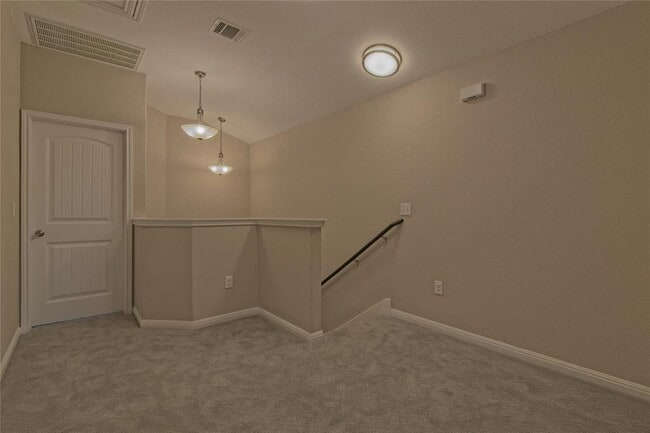 Building Photo - 126 Fire Island Dr