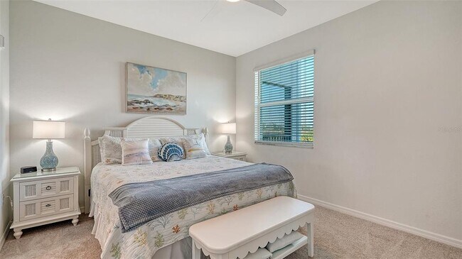 Building Photo - 12180 Wellen Golf St