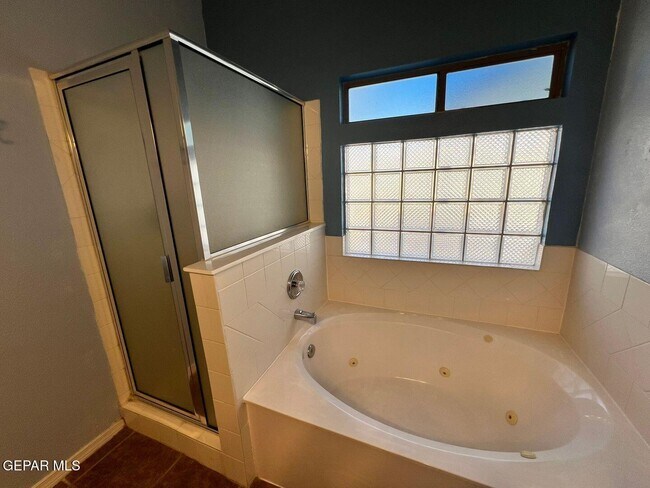 Building Photo - 757 Desert Star Dr