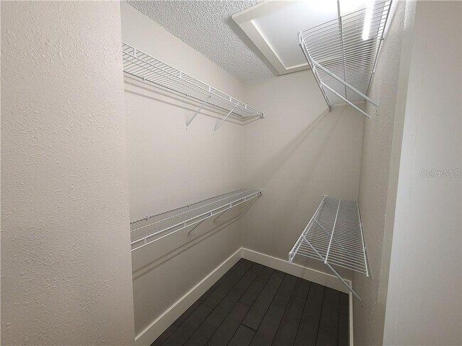 Building Photo - 4970 Marina Palms Dr