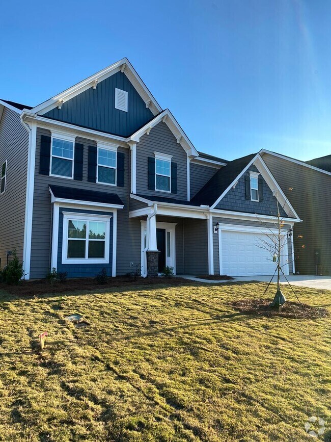 Building Photo - Brand New Build 5 Bed/3.5 Bath