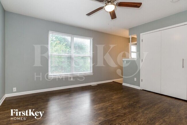 Building Photo - 16607 W 141st St