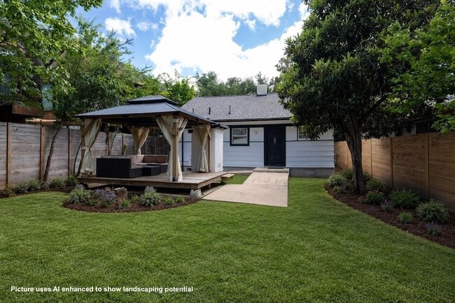 Building Photo - 2503 Gonzales St