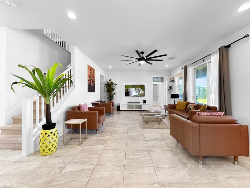 Building Photo - 9714 Provencal Ave