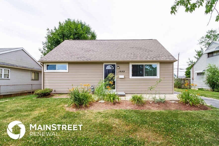 Building Photo - 1689 Geraldine Ave