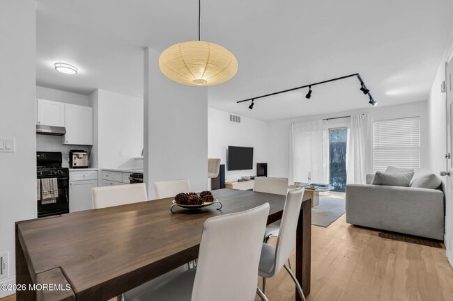 Building Photo - 25 Gait Ct