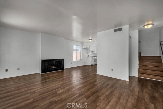 Building Photo - 2818 W 235th St
