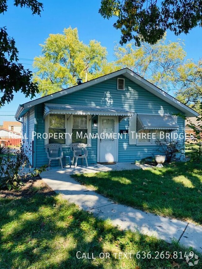 Building Photo - Beautiful 2br/1ba Lindendwood Park Home