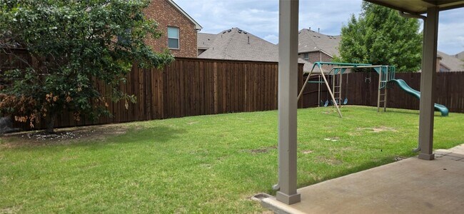 Building Photo - 3412 Canyon Lake Dr