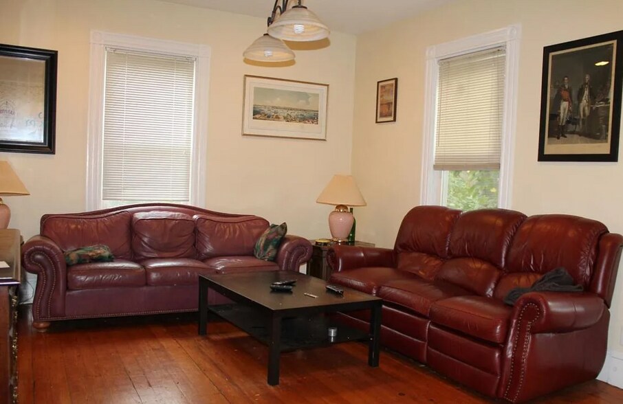 Building Photo - 270 Parker Hill Ave