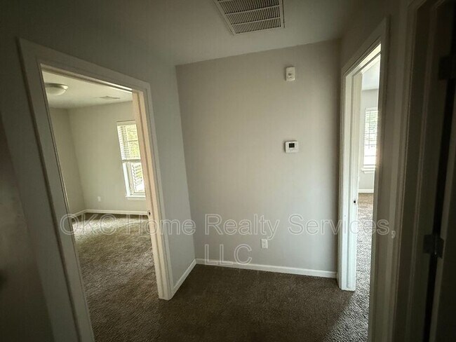 Building Photo - 2905 Quail Creek Rd