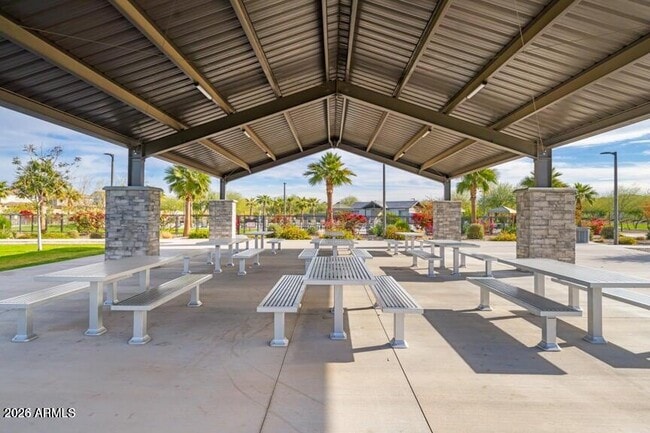 Building Photo - 8914 W Palo Verde Dr