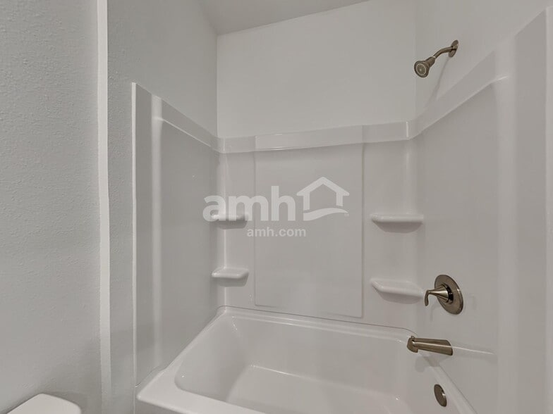 Building Photo - 37831 Dusty Saddle Ln