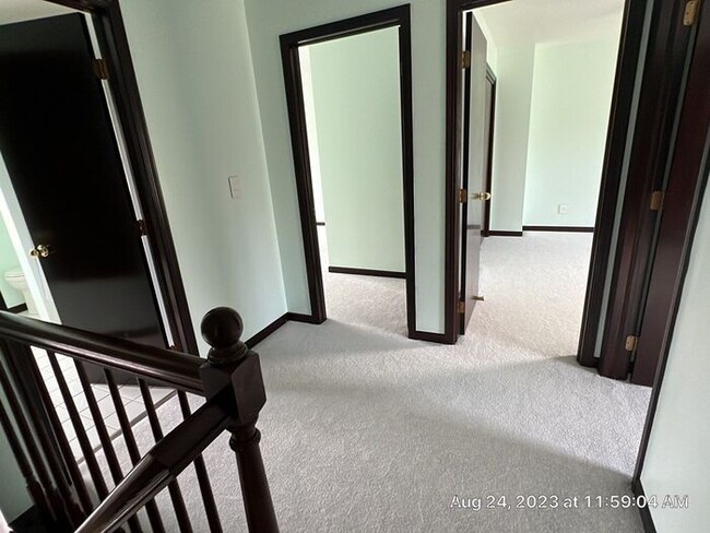 Building Photo - Gorgeous Highland Lakes Home