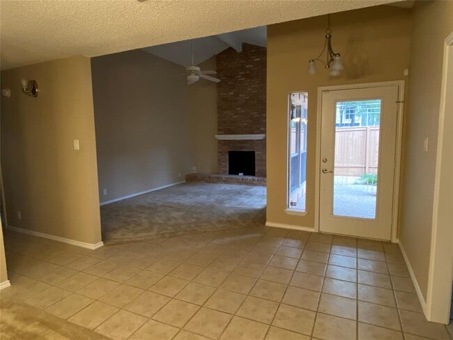 Building Photo - 7922 Ridgeline N