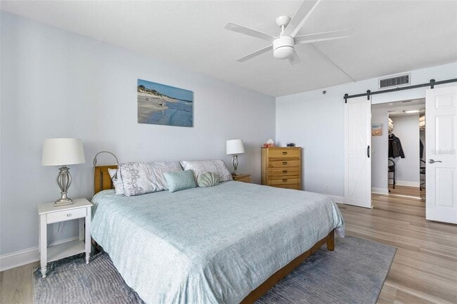 Building Photo - 6287 Bahia Del Mar Cir N