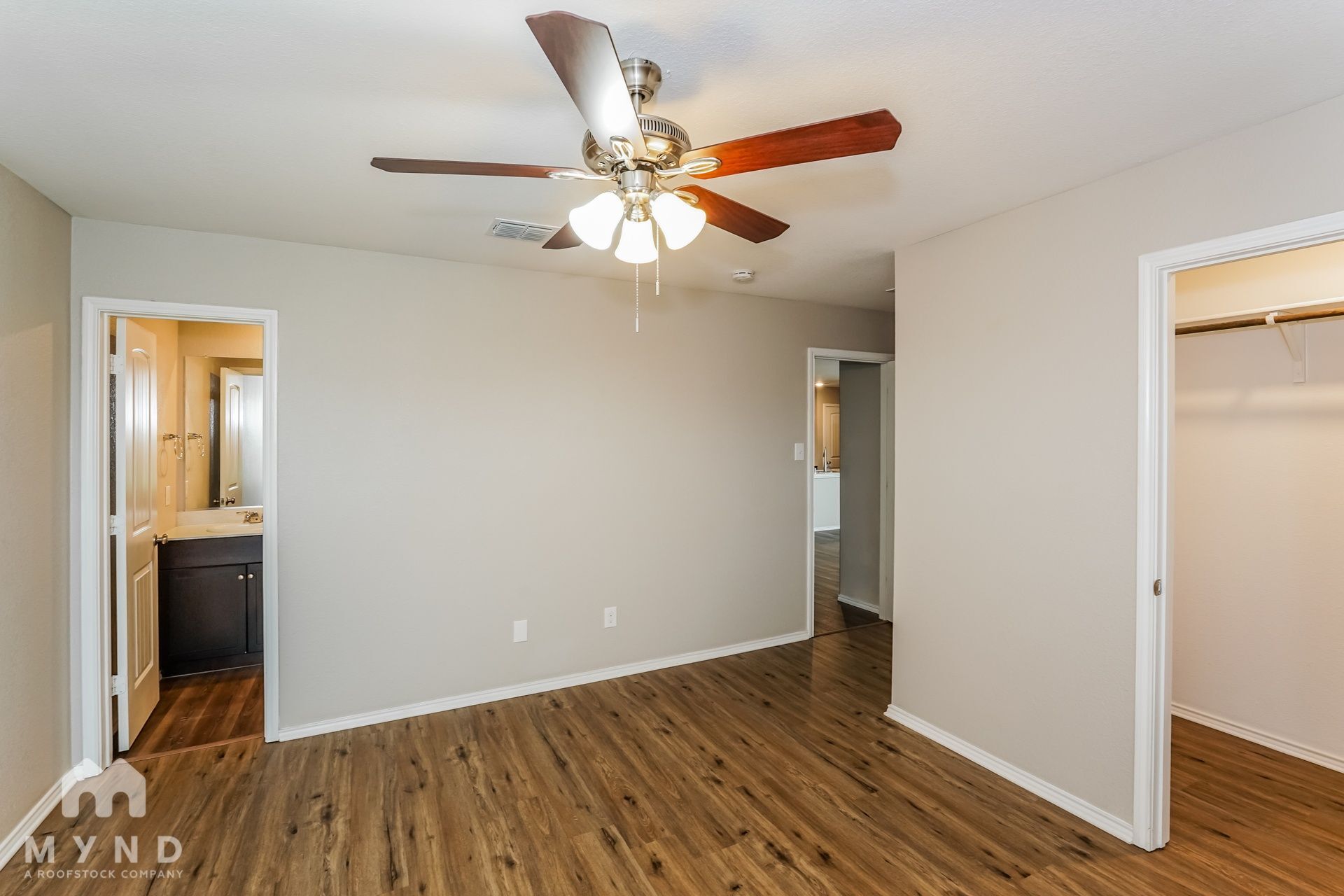 Building Photo - 14356 Cloudview Way